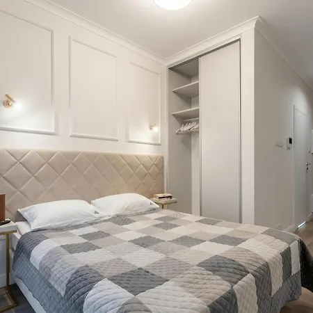 Apartment Urban - Mennica - Great Location&204 Warsaw